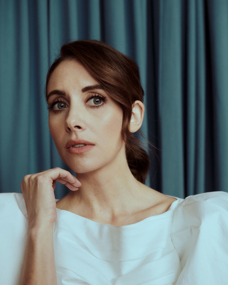 200123 sm netflix sundance 2020 alison brie horse girl 0133 800 0x0x2800x3500 q85